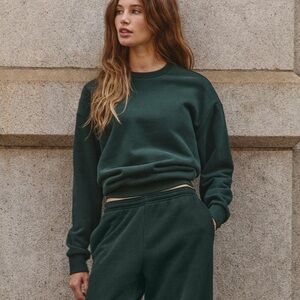 Vuori Forest Green Crewneck